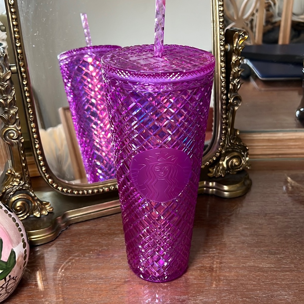 LIMITED EDITION Holographic Iridescent Starbucks Tumblr